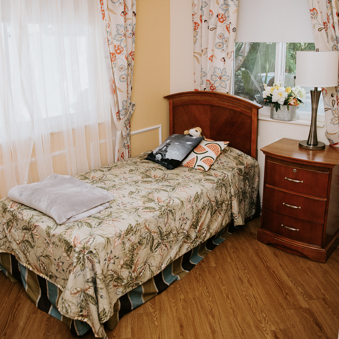 comfortable assisted living